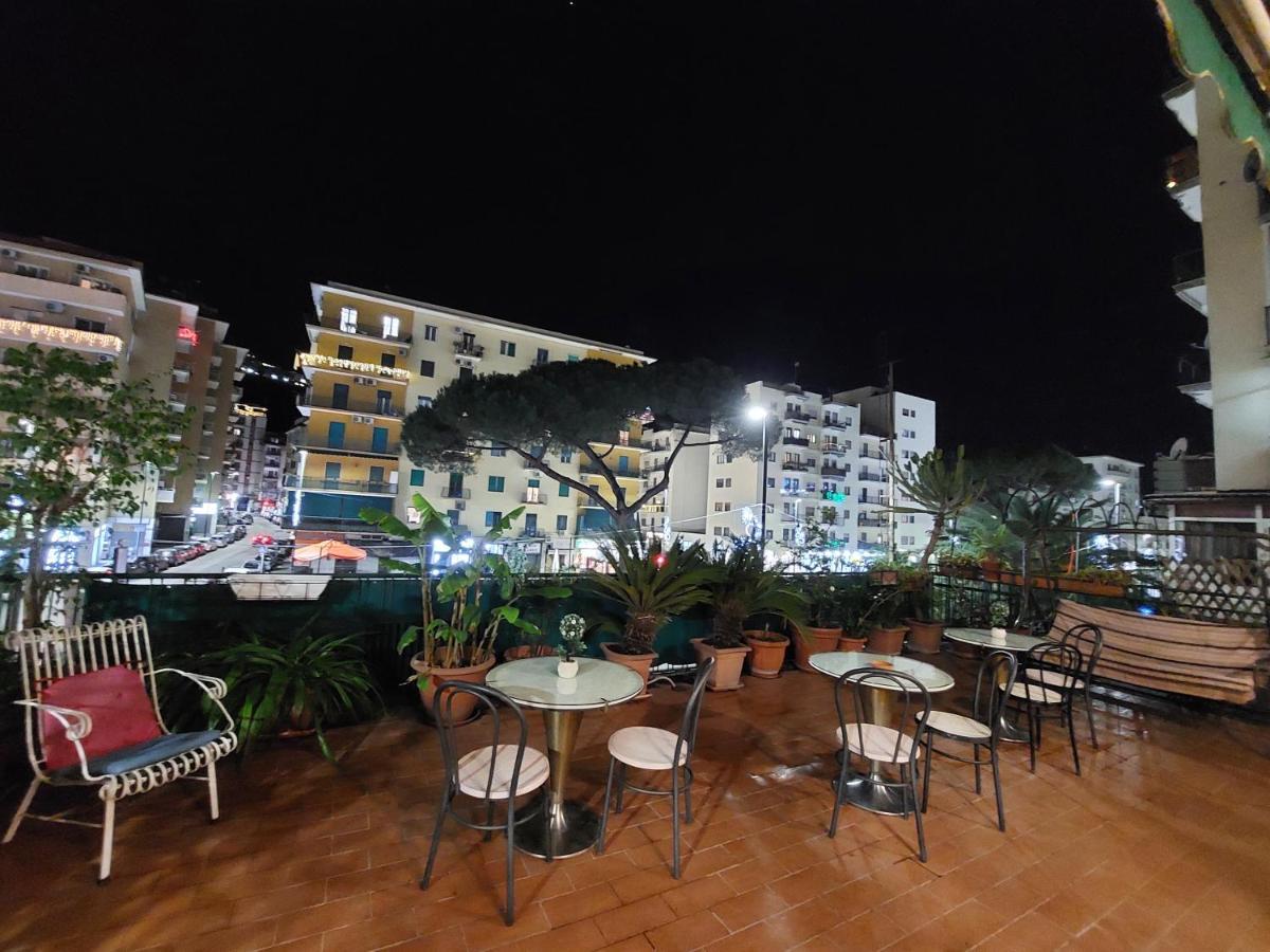 Domus Cesare Apartman Nápoly Kültér fotó