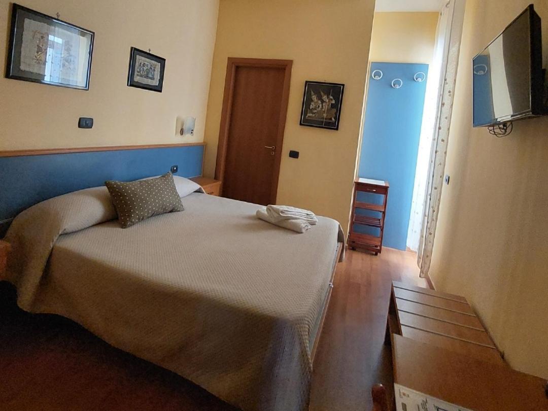 Domus Cesare Apartman Nápoly Kültér fotó